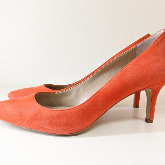Red Suede Pumps - Picture 4 of 4